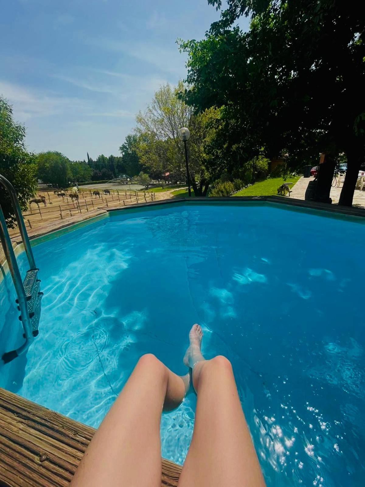Bungalow Golosina Torrelaguna Buitenkant foto