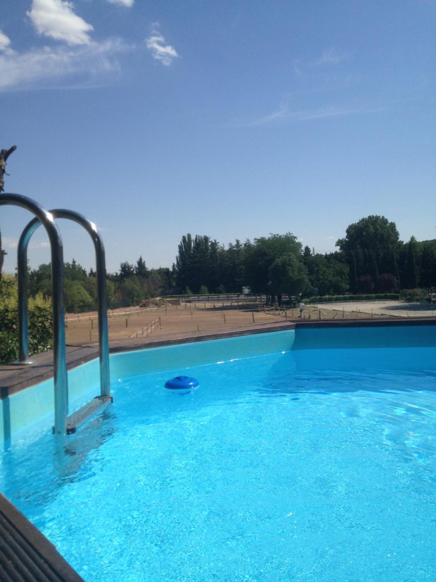 Bungalow Golosina Torrelaguna Buitenkant foto